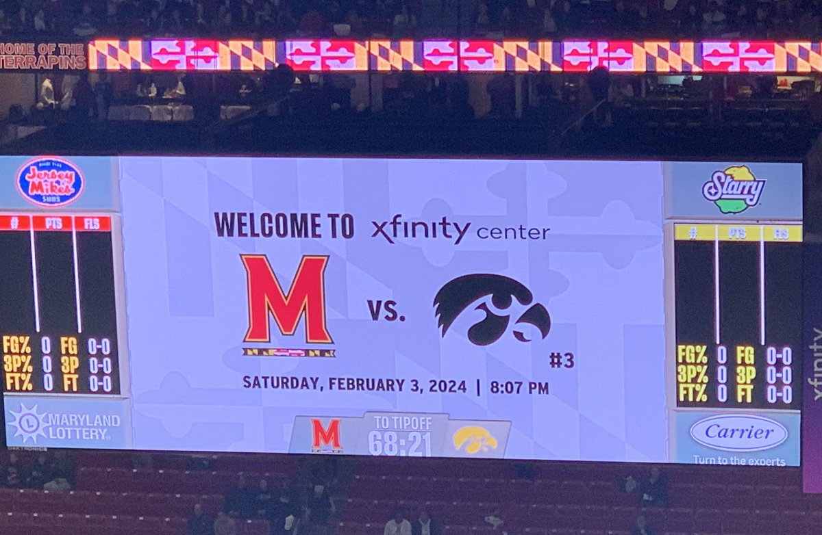CMHKrause's tweet photo. Go Lady Hawkeyes! @biddy258 https://t.co/OaPz0y8hVN