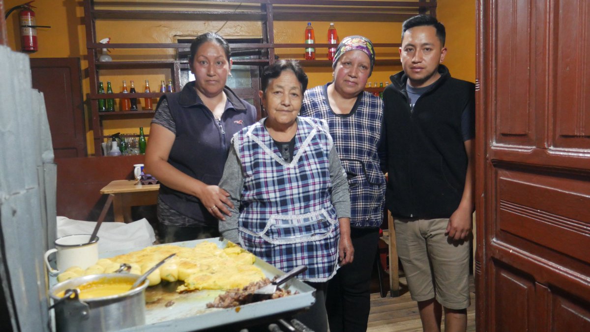 RioCultur593's tweet photo. Que te parece este delicioso manjar? Ya has Probado las tortillas con caucara de doña Martita en el tejar?
Cuéntanos tu experiencia. https://t.co/uwdwD1RgIT