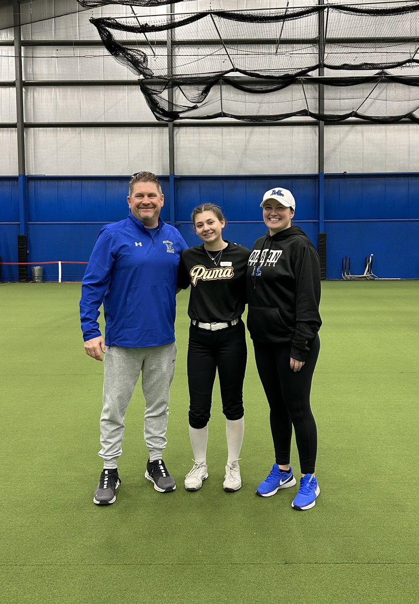 Thank you so much too <a href="/MarianSoftball/">Marian University Softball</a> <a href="/tdraves/">Tony Draves</a> and <a href="/BriePasquale/">Brie Pasquale</a> for the amazing camp and tips! I had a blast meeting you and your players.