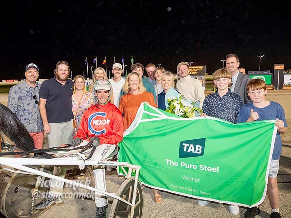 Larajay Farm tweet media