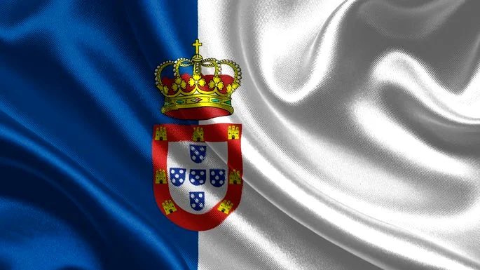Sou patriota, não sou nazi.
Sou pela liberdade até que pisem a do outro.
Amo Portugal e Portugal tem que ser defendido de todas as ameaças: 
Nem mãos esticadas, nem punhos erguidos. Bom senso.
Viva Portugal. Viva a liberdade.