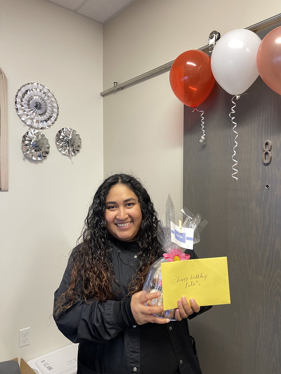 OCEyeInstitute's tweet image. Hope you had a wonderful birthday Lulu! Wishing you many more years!!
#birthdaycelebration #lagunahillseyedr