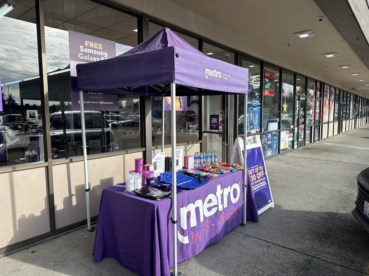 Customer Appreciate Event at Spanaway, WA Metro by T-Mobile!!!
Come on by and checkout our amazing deals! <a href="/JamesLeeWW/">James Lee</a> <a href="/gracewang22/">grace wang</a>