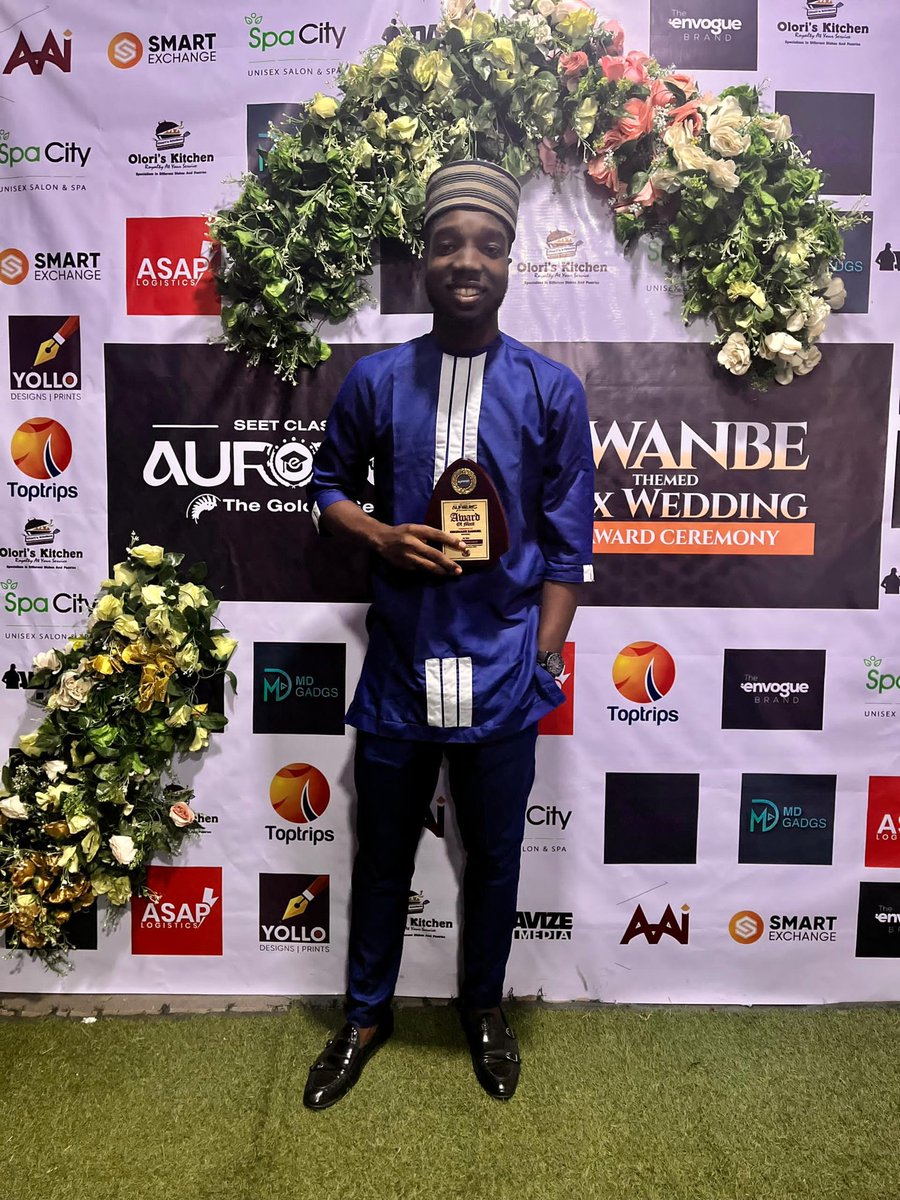 SamuelOdumade's tweet image. Yesterday at @DGoldenSet Faux wedding and Award ceremony😉

#invictaclass22
#Futaclass22