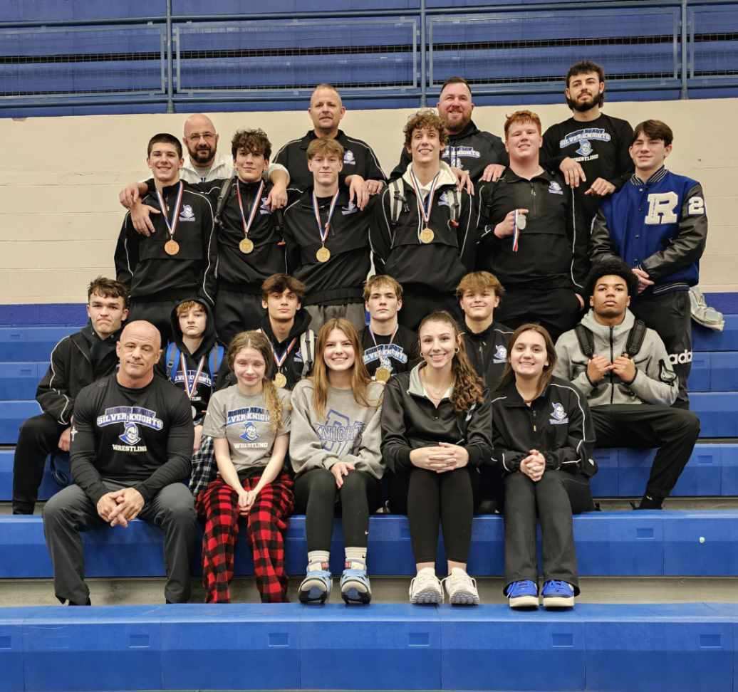 CBL Tournament today!!! Finished 2nd as Team with following placers. Bo 126🥇 Cowen 132🥇 Luke 138🥇 Ryan 150🥇 Preston 157🥇 Carter 106🥈 Bobby 165🥈 Jude Hwy🥈 Eli 144🥉 Markel 175 5th Congratulations Gentleman, Great work!!! #Readywrestling #family