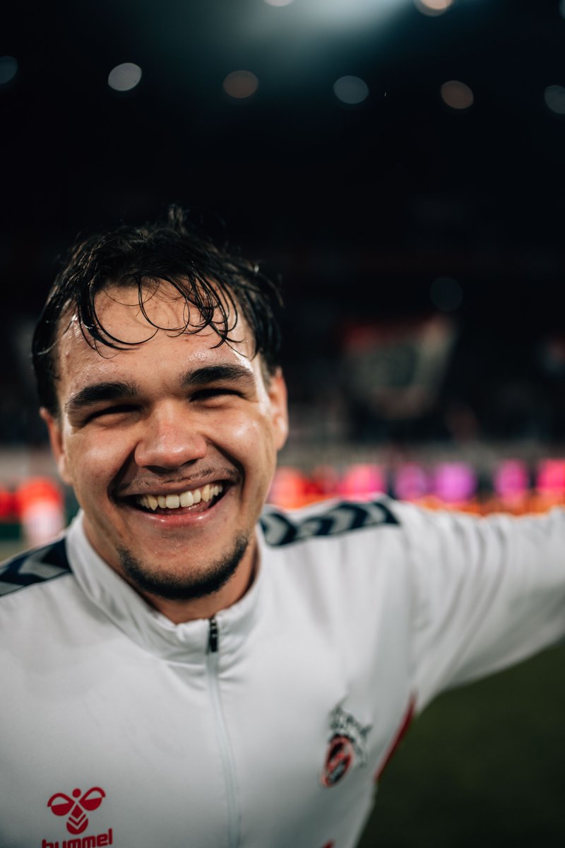 1. FC Köln tweet media