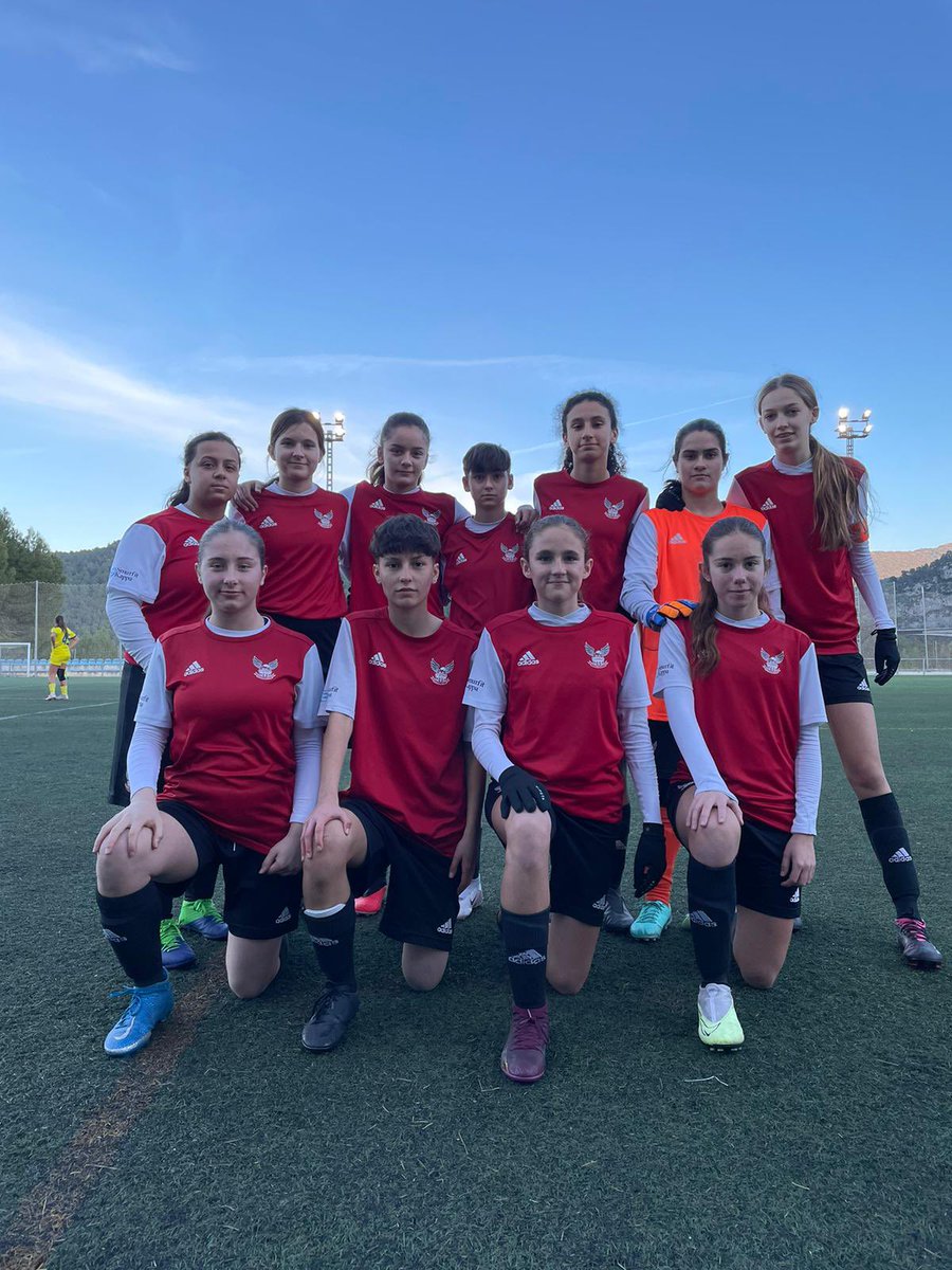 InproSports's tweet photo. 𝐂𝐚𝐝𝐞𝐭𝐞/𝐉𝐮𝐯𝐞𝐧𝐢𝐥 |

Gran partido fuera de casa para sumar 3 puntos más. 

Goles: Karen x2, Anto, Amelia x2 y Leire 

0️⃣ C.F. Ciudad De Alcoy   
🆚
6️⃣ Inpro Sports

❤️🖤🦅 https://t.co/dFTmoVCdAC