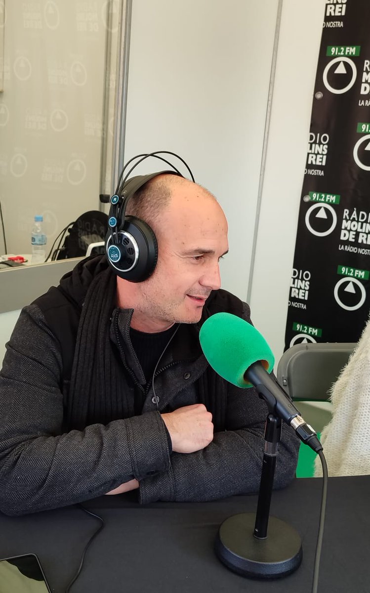 Els nostres regidors en Lucas Ferro i en Gerard Corredera han estat entrevistats a l'estand de la Fira a Ràdio Molin de Rei sobre les temes d'actualitat molinenca.