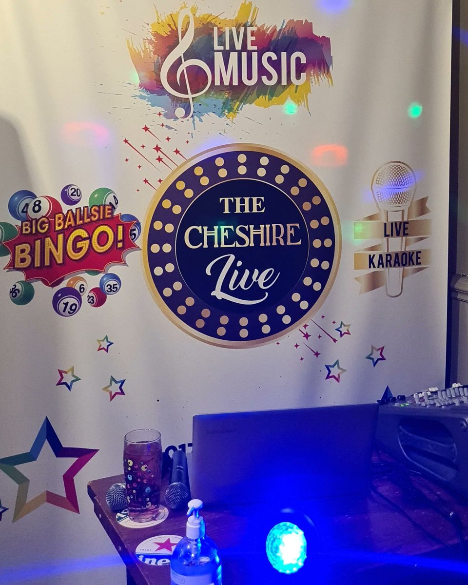 rickybofficial's tweet photo. Gig time here in Southport.... Private 70th Birthday Party... Let's go ๐ค ๐ถ ๐ค #southport #privategig #birthdayparty #rickyb #entertainment #singer #dj https://t.co/BtnNrrQ7J2