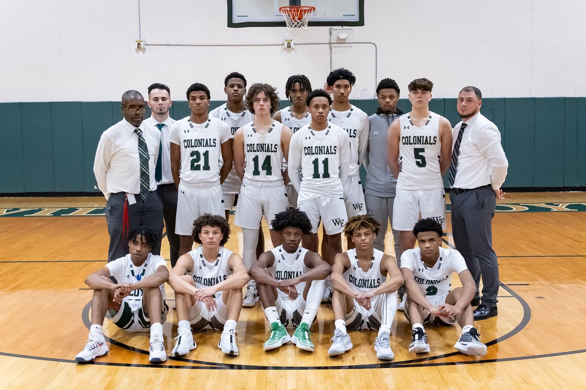 WilliamFloydSD's tweet photo. 𝐋𝐞𝐚𝐠𝐮𝐞 𝐂𝐡𝐚𝐦𝐩𝐢𝐨𝐧𝐬! 
Congratulations to the William Floyd Colonials boys' varsity basketball team as they defeated Walt Whitman today 74-40 to clinch their second consecutive League I title! #FloydStrong #TheBestIsYetToCome #GoColonials #RollFloyd https://t.co/2pkCSltRPx