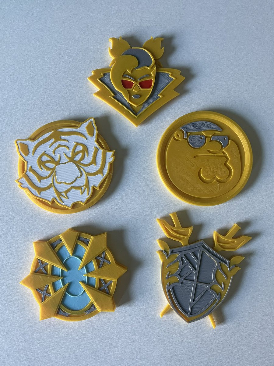 my fortnite medallions have arrived ☠️ 

they look amazing though ngl