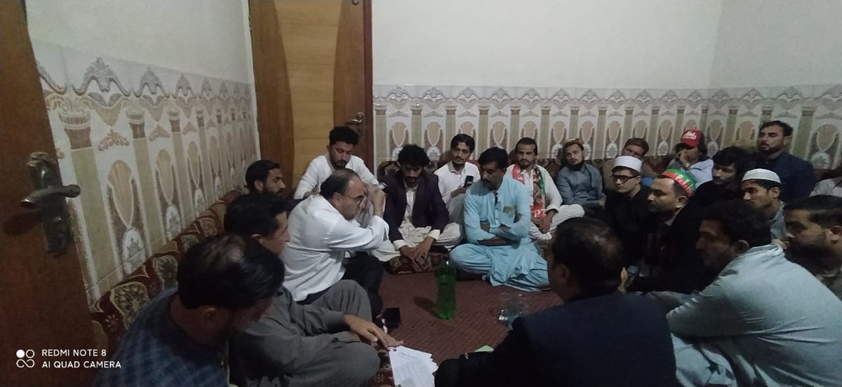 DawaKhanSabir's tweet photo. پی ٹی آئی کراچی کے جوائنٹ سیکرٹری انجینئر عبدالرحمٰن نے #NA_242 یو سی 1 بلدیہ کے پولنگ ایجنٹس کی ٹریننگ مکمل کردی
#VoteForTable #ظلم_کا_بدلہ_ووٹ_سے https://t.co/amvL5AT7OI
