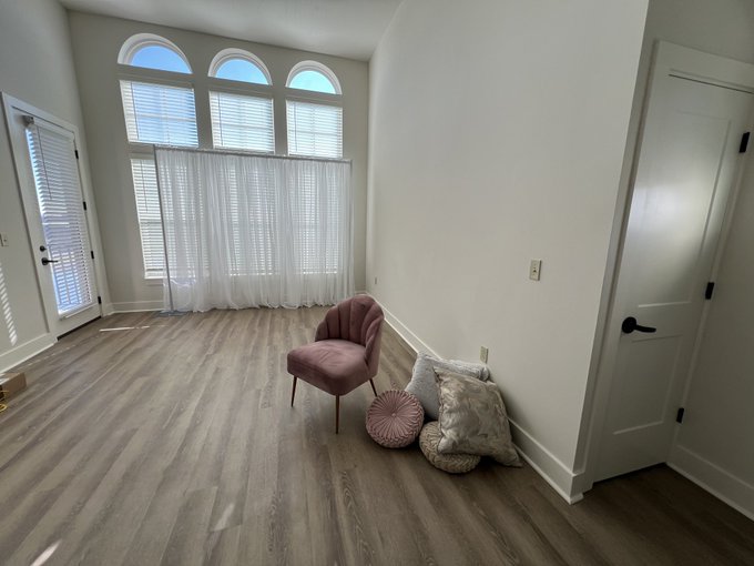It&rsquo;s the end of an era and the beginning of a new one. 🥲 I'm almost done packing up My apartment. I worked