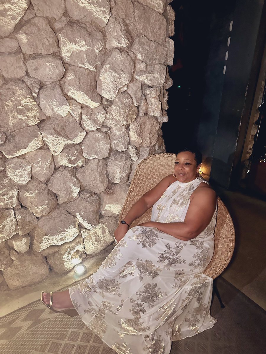 Sharon Branch tweet media