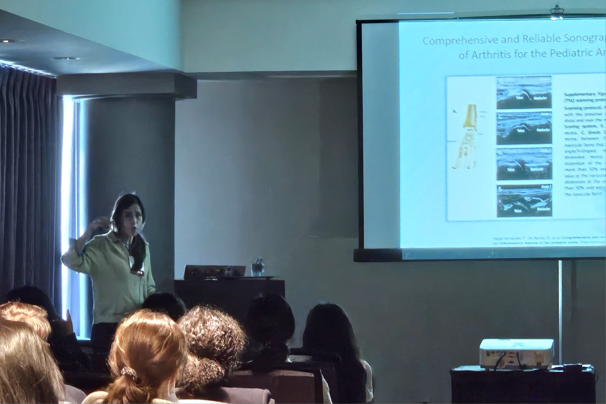 USSONAR (@ussonar_rh) on Twitter photo <a href="/Patricia_VegaF/">Patricia Vega-Fernandez MD MSc RhMSUS</a> teaches about the use of #ultrasound in #pediatricRheumatology
#PedsRheum #JIA #USSONAR2024 <a href="/Patricia_VegaF/">Patricia Vega-Fernandez MD MSc RhMSUS</a> teaches about the use of #ultrasound in #pediatricRheumatology
#PedsRheum #JIA #USSONAR2024