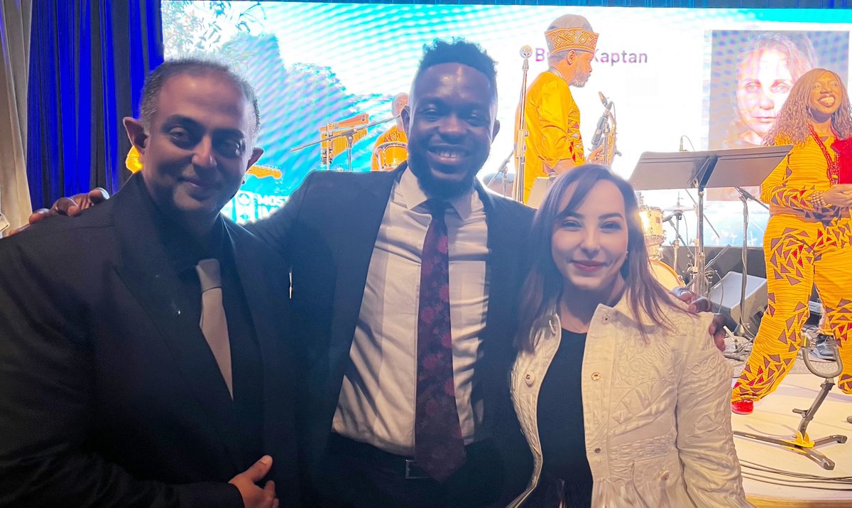 Of all the events, Ifeanyi's Most Inspiring Immigrants under @myeastcoastexp is closest to my heart!

The event celebrates unique stories of #Immigrants and their achievements. With the beautiful Jennifer, @AlyseHand hosting and young entrepreneurs making their mark like Daniel!