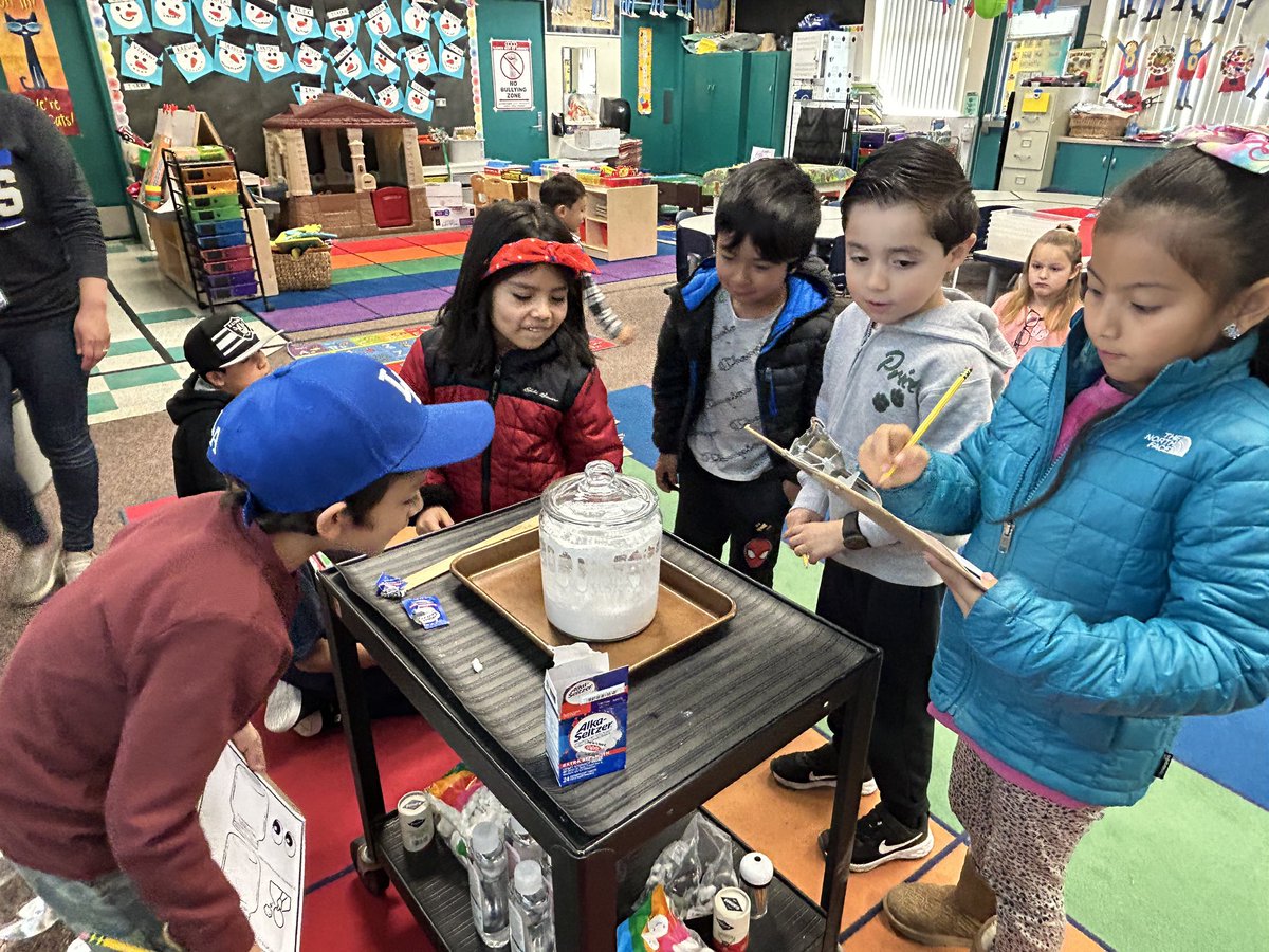 PricePanthers's tweet image. Experiments, projects, engineering, and more… that is what we call an AWESOME day at Saturday School! 💚🐾