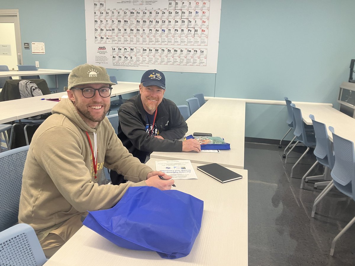 PUSDmath's tweet photo. Our @PowayUnified teachers are learning on a Saturday @GSDMC1 about effective and engaging math instruction! https://t.co/jjNSRbOIwG