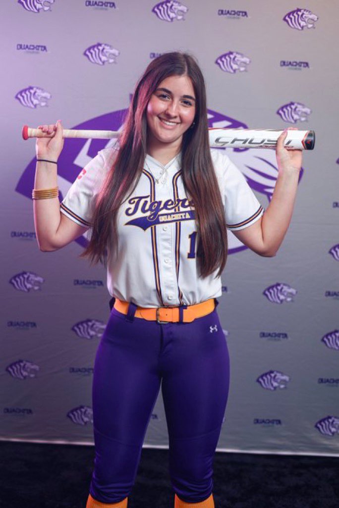 Alaina Lyle 2025 LHP/1B tweet media