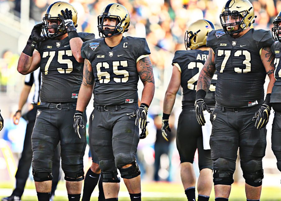 After a great junior day and an AMAZING conversation with head coach @CoachJeffMonken I am blessed to receive my 2nd Division 1 scholarship from Army West Point!!! @ArmyWP_Football @CoachJohnLoose @Coach_Leake