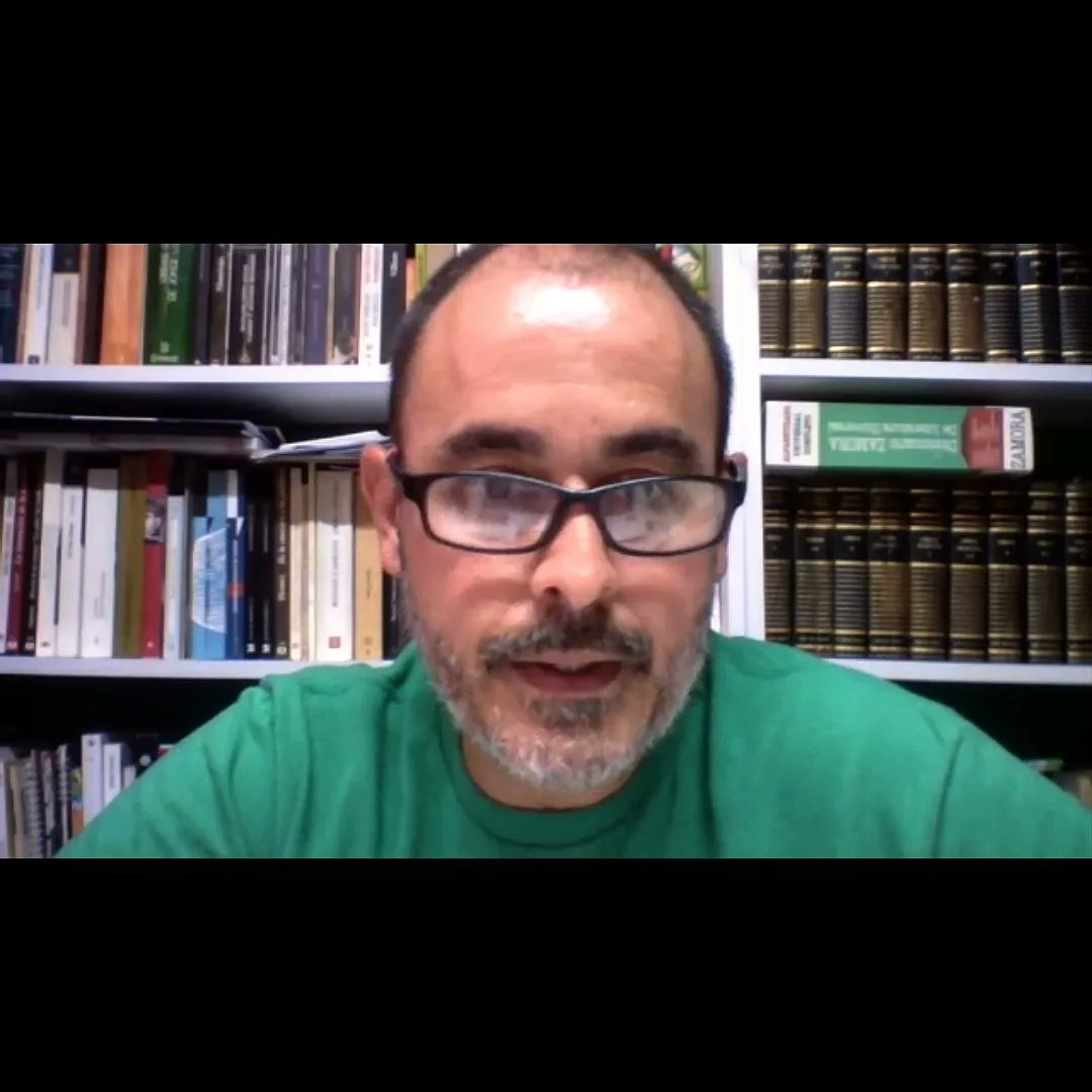 CulturaUrbana's tweet photo. "Es un concurso inmensamente abierto en el que participan todos los géneros literarios" @maqroll30 ayer durante la lectura del veredicto de nuestro XXIII #PremioAnualTransgenérico en el que resultó ganadora por mayoría la escritora @Scaula

VEREDICTO:
https://t.co/Nhm4QBnjc1 https://t.co/x7GwJkTjNU