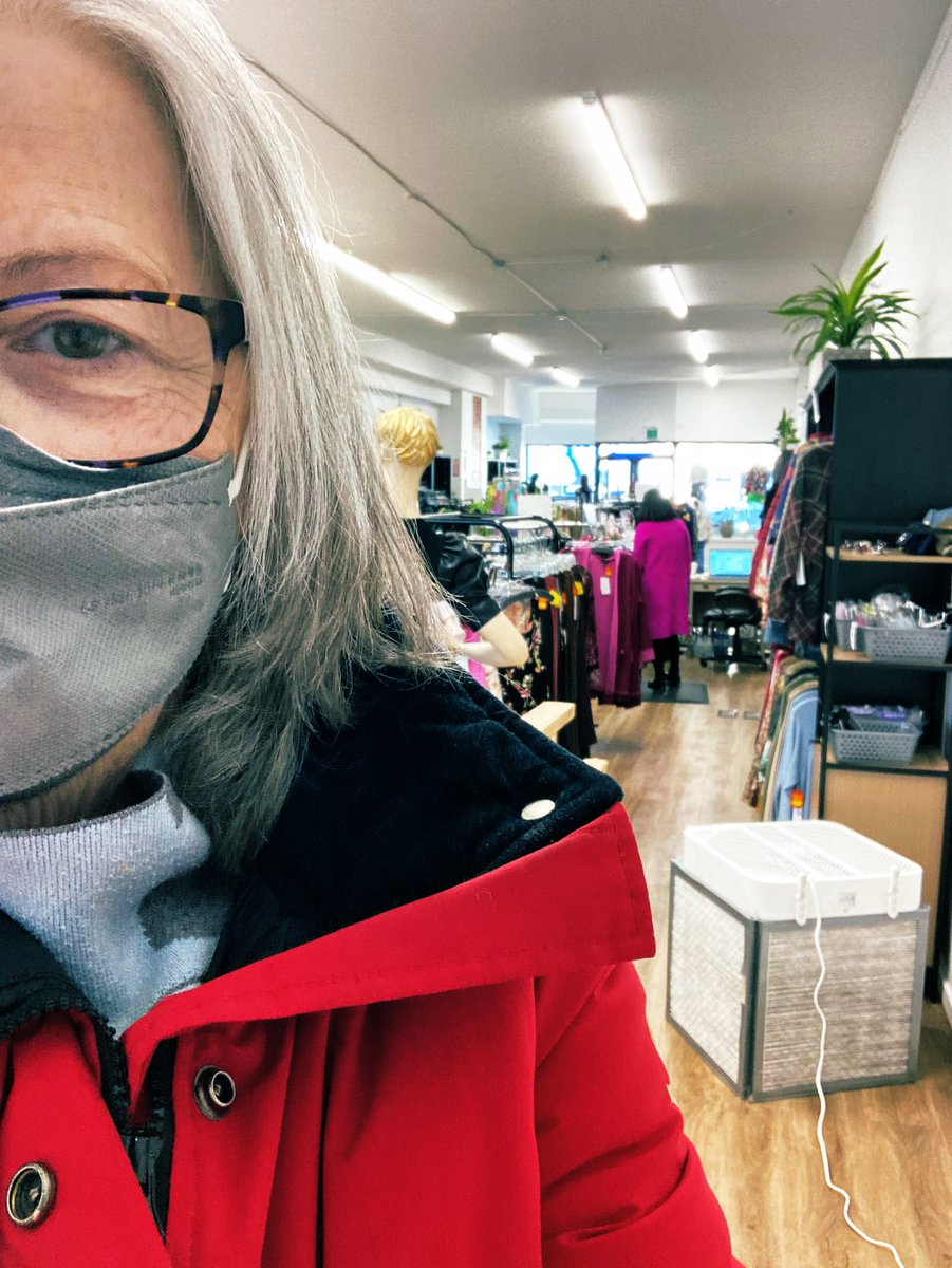 There’s a retailer (womenswear) in my hood who is embracing the clean air movement. She’s got 2 CRs, has doors on both end of the store cracked. This is a business that I go out of my way to support. 
#ClearTheAir #InTheWild #SupportingSmallBusiness @CorsIAQ