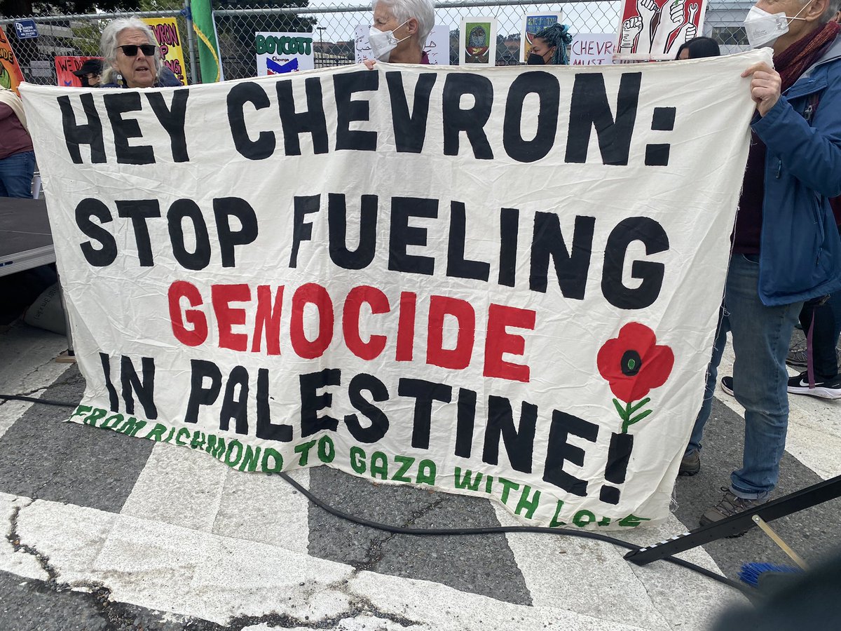 AROCBayArea's tweet photo. From Palestine to Richmond, @Chevron is bleeding our homelands dry and polluting our communities. It’s time to #StopFuelingGenocide. https://t.co/dbpyrDstaY