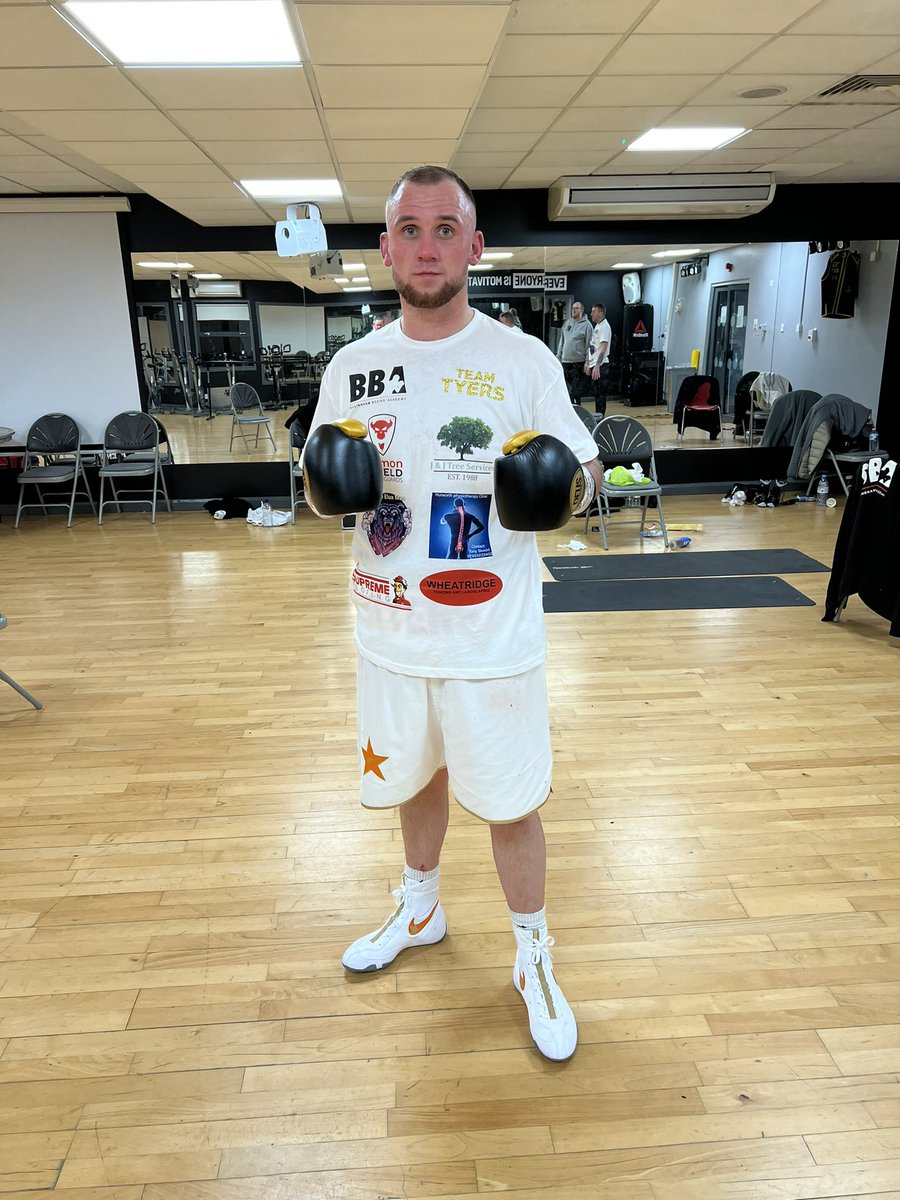 Unanimous points win for Jimmy tonight 🥊