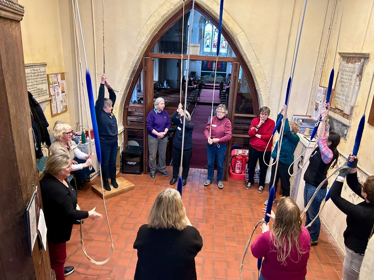 LGofCR's tweet photo. Another lovely day of #bellringing and friendship at Whitchurch and St Mary Bourne arranged by👏 @seasidehopper 👏 for the Southern District. https://t.co/BpcnNNRkTh