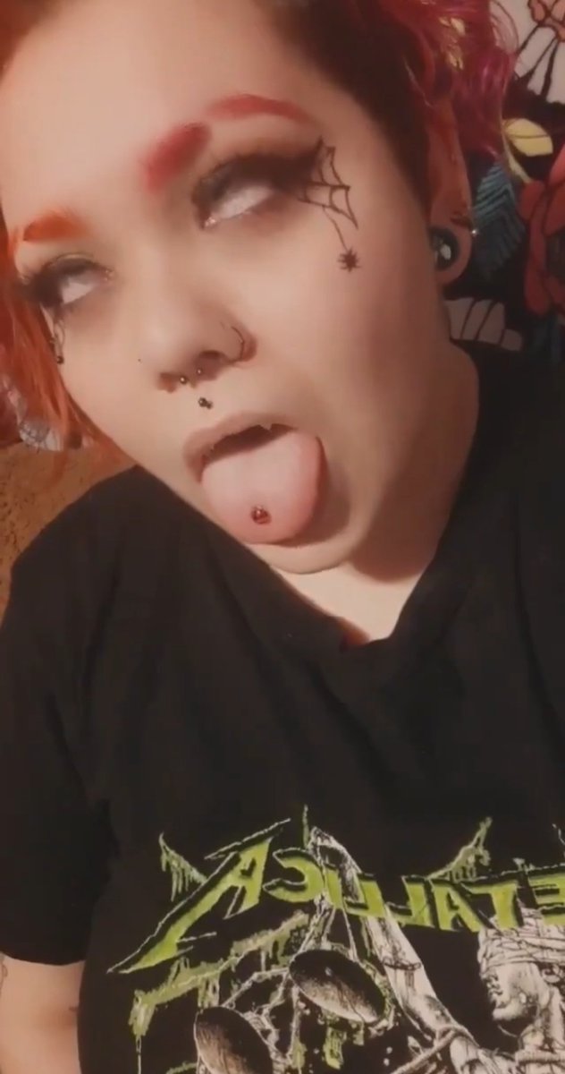 GypsyDanger1013's tweet photo. The last thing you see before Mama "The Pedo Hunter" Max sues you for breaking his MS Paint NDA lmao 

A morbidly obese survivor of starvation, a trans commie larper, and a woman abuser

Incredible lmao I can't believe how much credibility this guy had #mamamax #PickASideYoutube https://t.co/Muv7QGkd9V