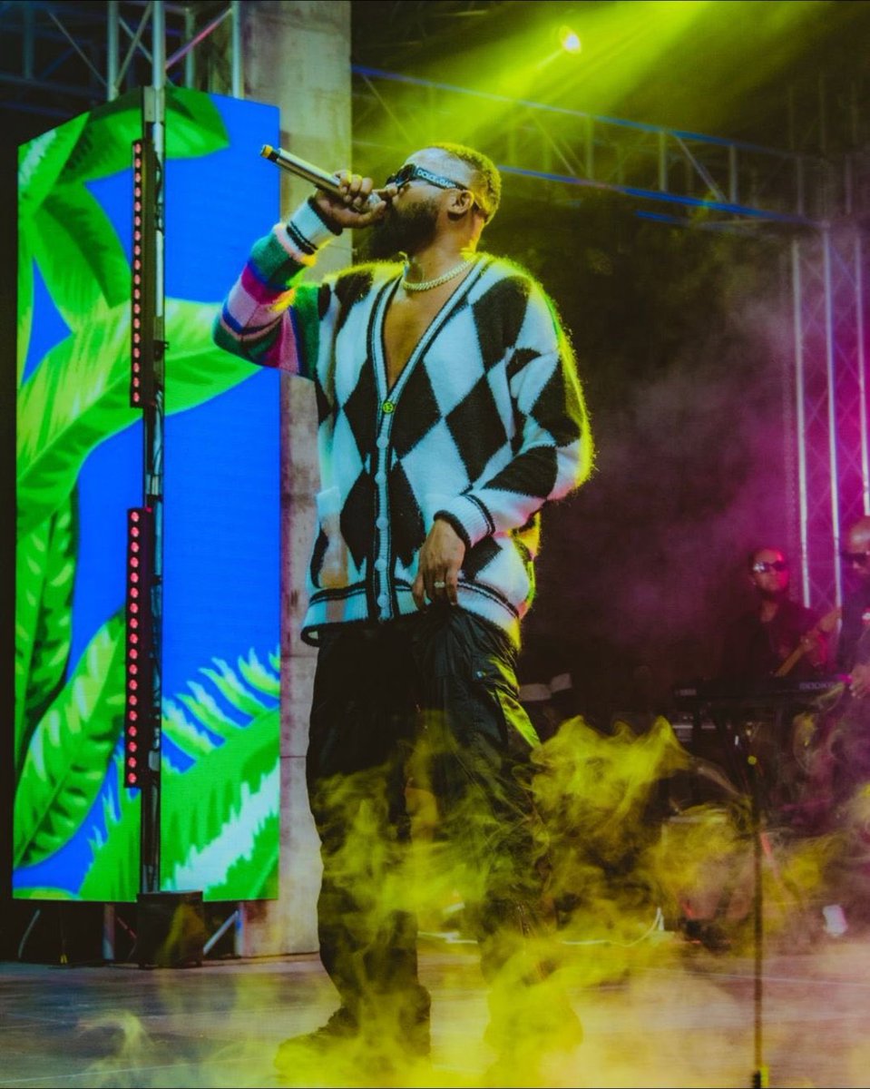 JLouco01's tweet photo. Dezyèm vag 
Pa gen kanpe 
#RoodyRoodboy 
#Elefan https://t.co/kkFu9aScTt