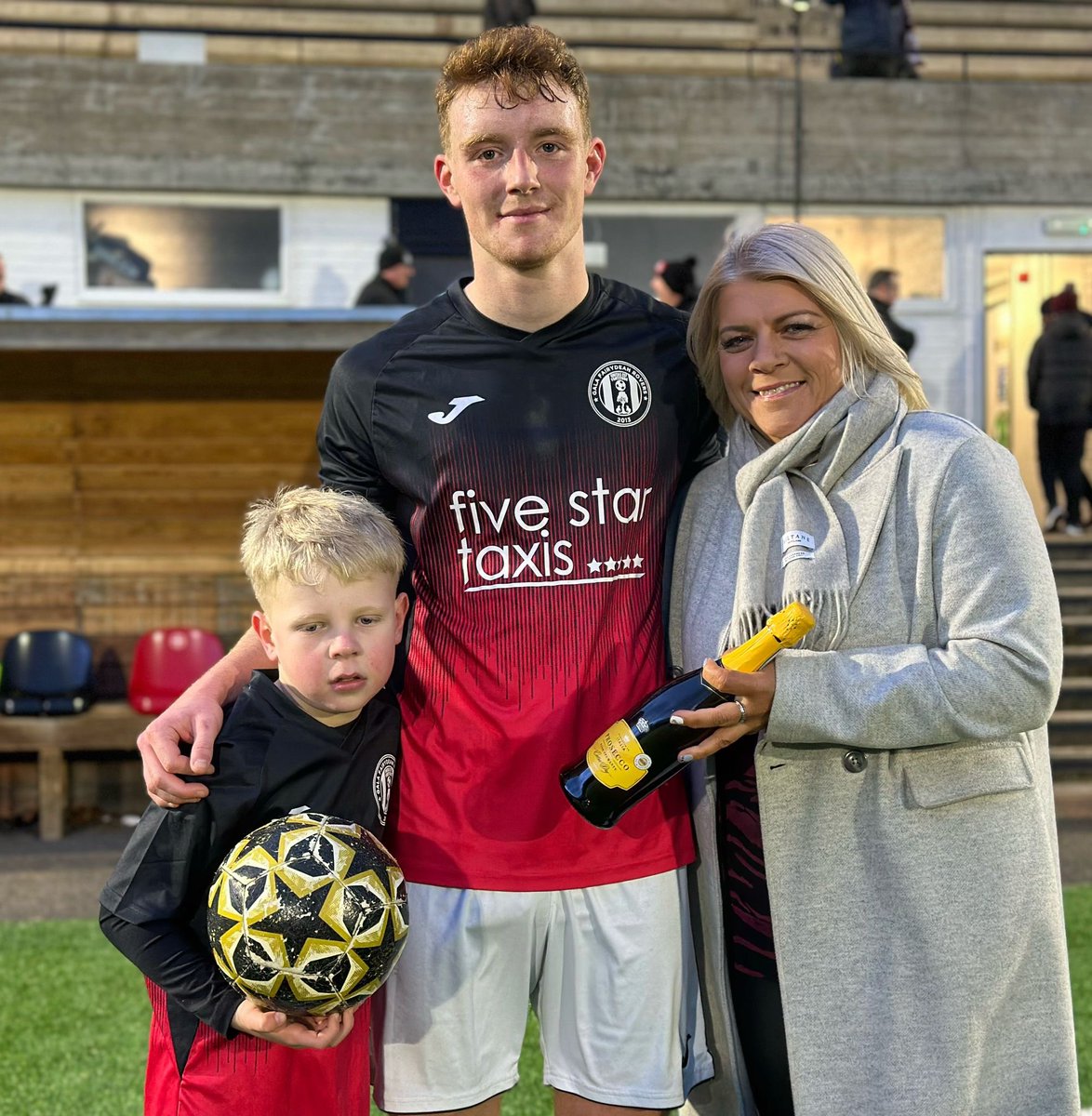 Gala Fairydean Rovers tweet media