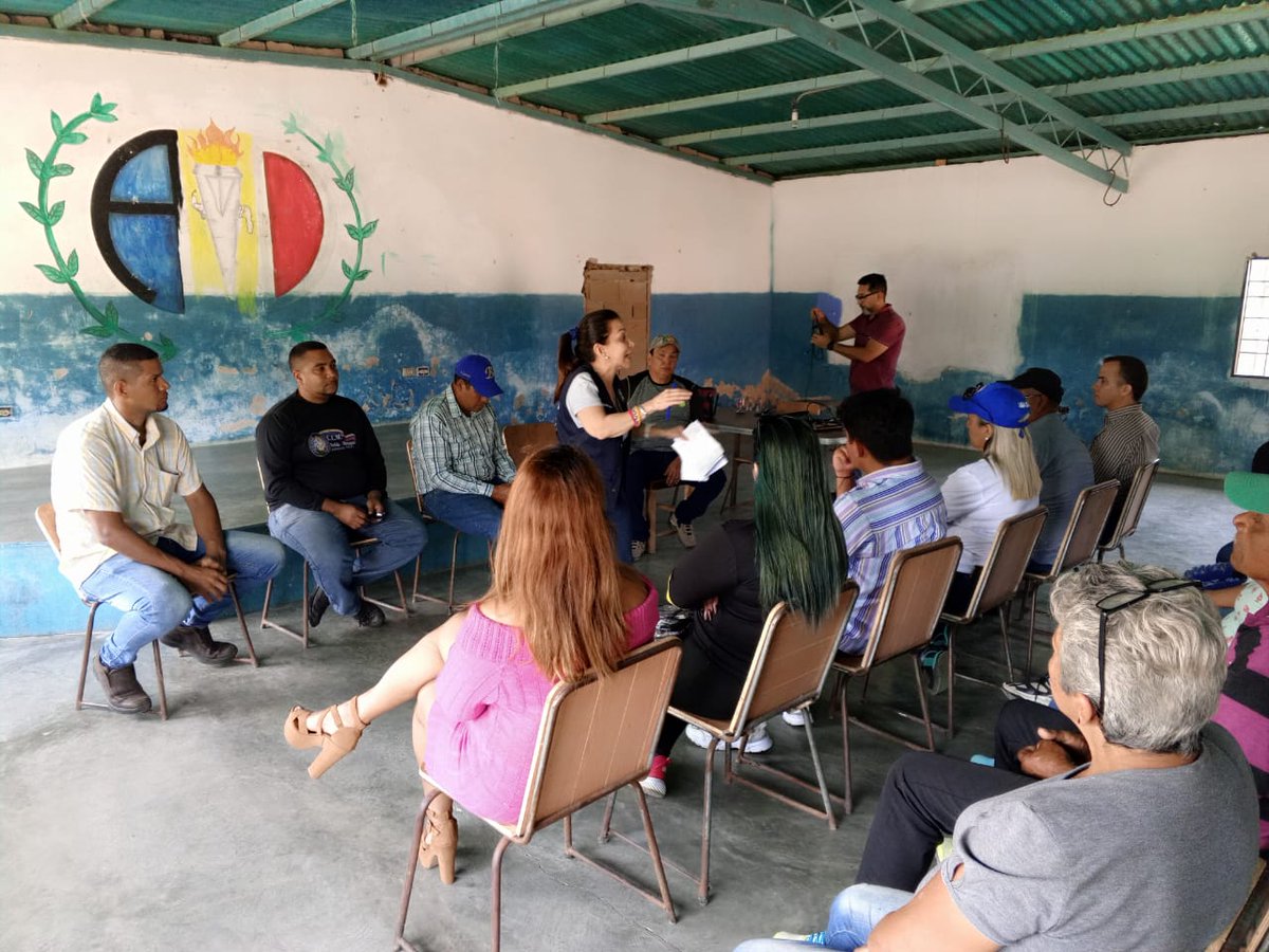 SubSeOrgMonagas's tweet photo. #03Feb24. Así vamos! Hoy con nuestra Secretaria General @sandraalfaro junto a un equipo del CES - Monagas, visitamos al Mcipio. Uracoa, donde realizamos un Zonal con las estructuras de Libertador y Sotillo. Organizando, revisando las estructuras y consolidando estrategias. https://t.co/XN72aaAD98