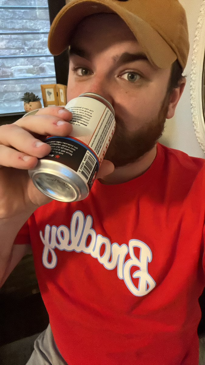 Bobby_Lou1014's tweet photo. Had the Fam over for this one! Part one of the War on 74 โ
This is the best tasting victory beer yet! Go ๐
ฑ๏ธraves and CHARGE ON!! #ISWho https://t.co/OVqbesHHYj