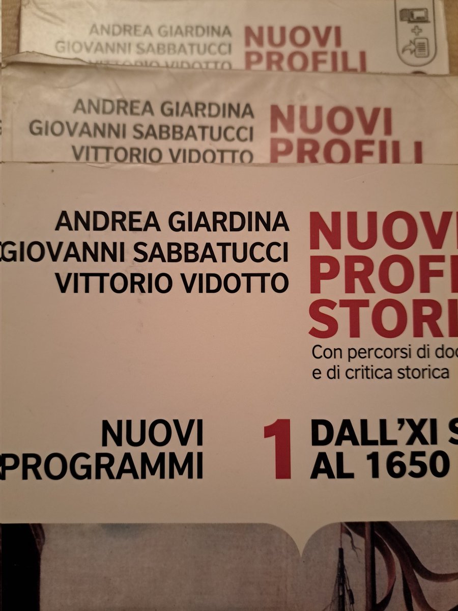 ACiavattella's tweet photo. @GotorMiguel Quanti studenti hanno studiato di questi libri... #Vidotto https://t.co/MC6pSQq40E