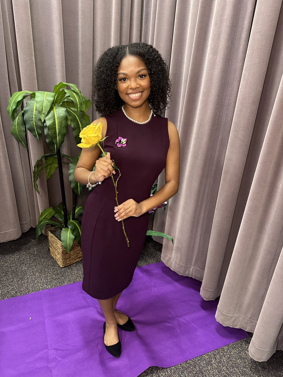 theedreadenise's tweet image. Had to break the news on here too..Finally a BELLE Woman AND a Purple Jacket Women. THEE ultimate 2 in 1 💜! #pvamu #pvamu27