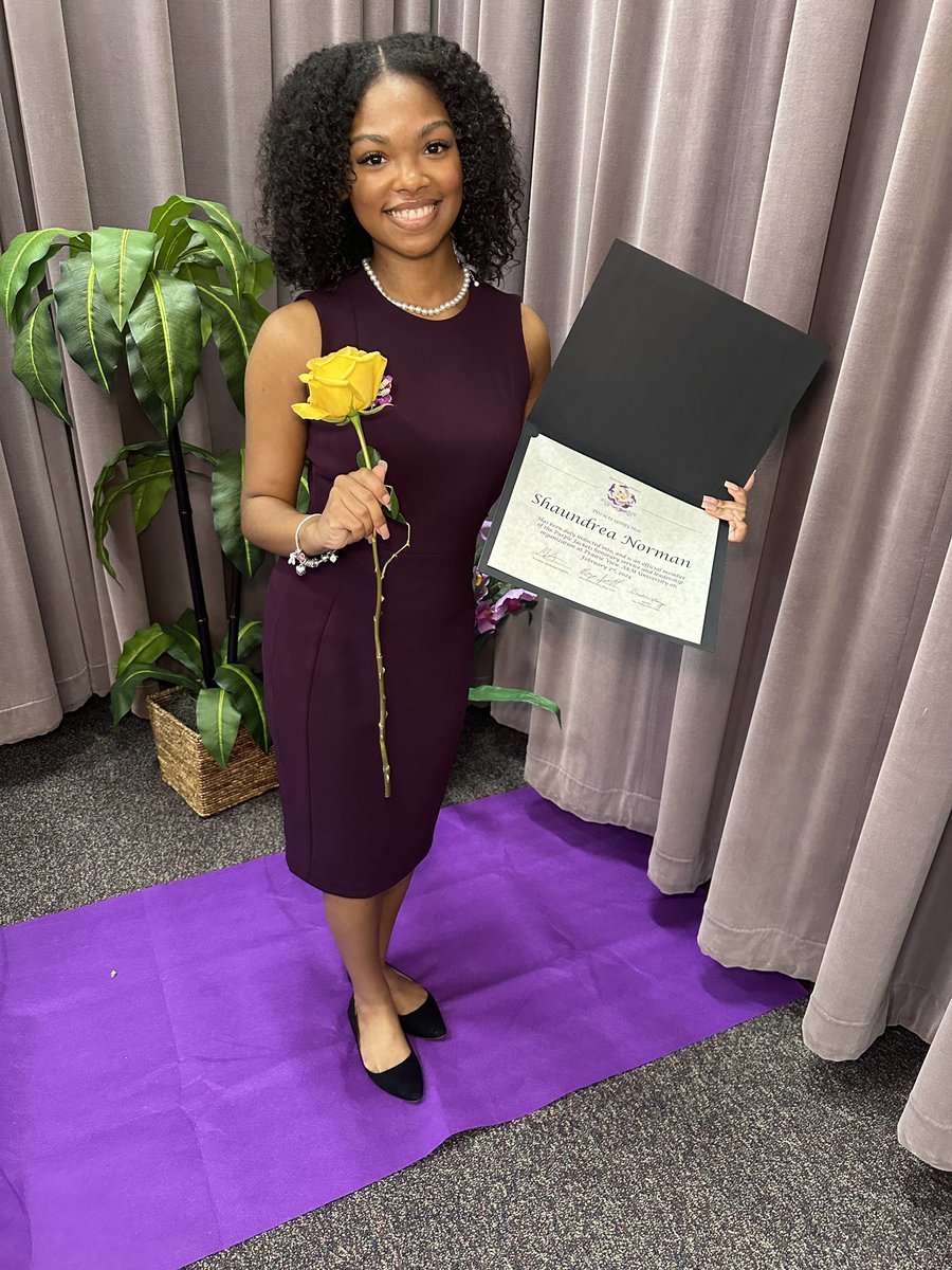 theedreadenise's tweet image. Had to break the news on here too..Finally a BELLE Woman AND a Purple Jacket Women. THEE ultimate 2 in 1 💜! #pvamu #pvamu27