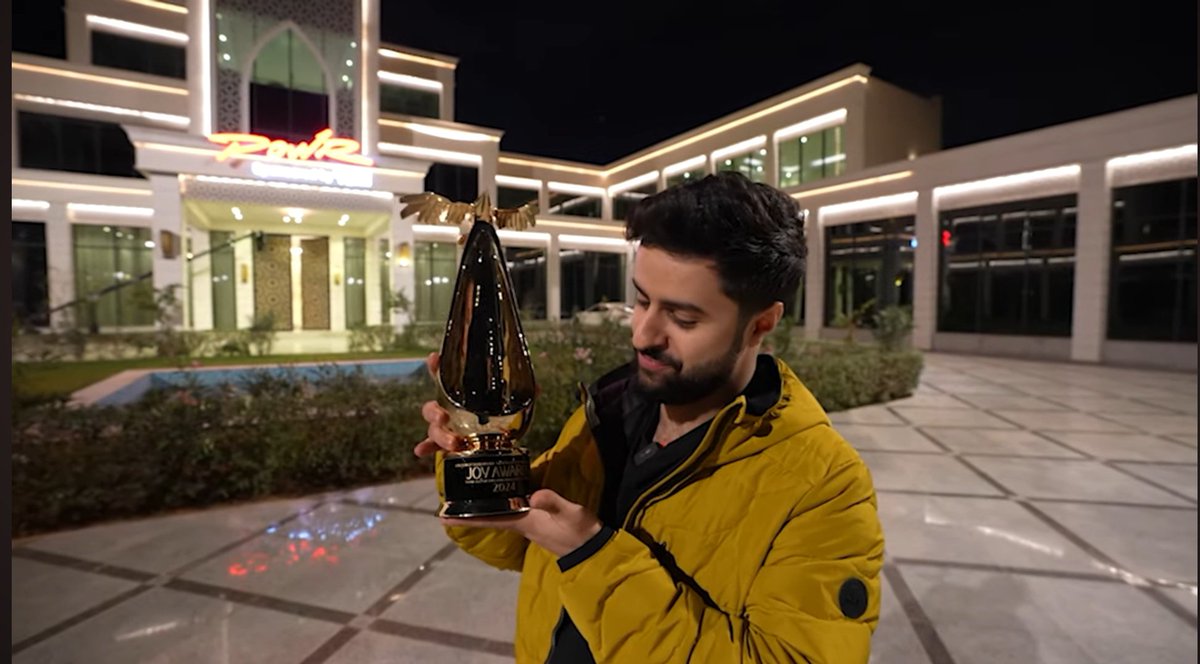 𝚂𝚔𝚈 🥀 tweet media