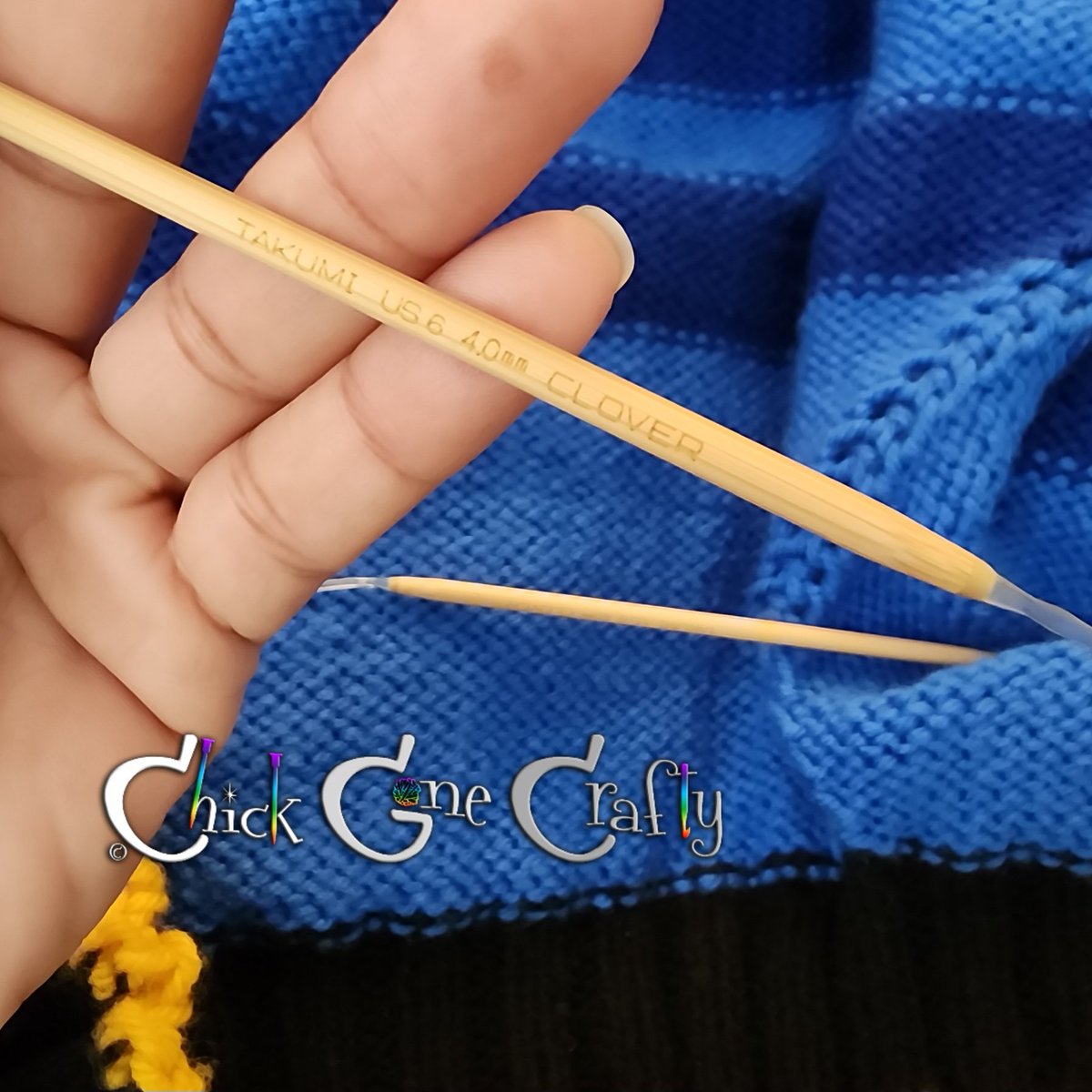 ChickGoneCrafty's tweet photo. Don't ask me how this happened. It just did. Dang nabbit!

But also, always have extra needles. #StayReady.

#CraftyHiccups #Knit #Knitter #BlackGirlsKnit #BlackKnitter https://t.co/uXjDasAl1X