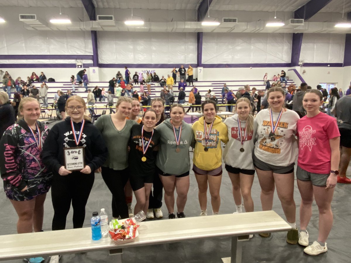 WarrenHSpl's tweet image. Warren Powerlifting had a great day at the Battle of the 409 in Newton!
Boys were Meet Runners Up and Girls placed 3rd as a team. Emily Jones earned  the top lifter award!  Way to go guys and gals!