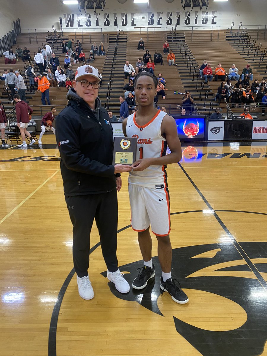 Game 2 final: Peoria Manual 57, Mt. Vernon 43.

Gerrell Trapps MVP with 17 points.