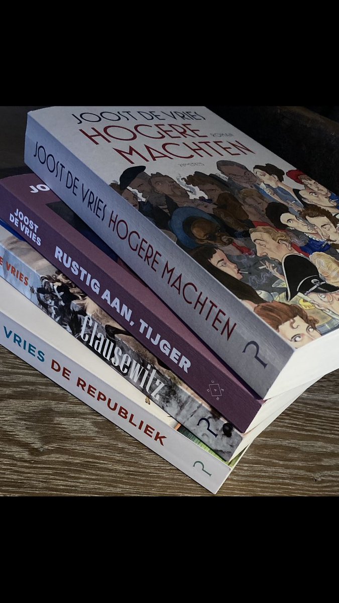 blaisetolky's tweet photo. #Hogeremachten - de nieuwe van #JoostdeVries - is echt een topboek
@prometheusbb https://t.co/lF5DsQxwfp
