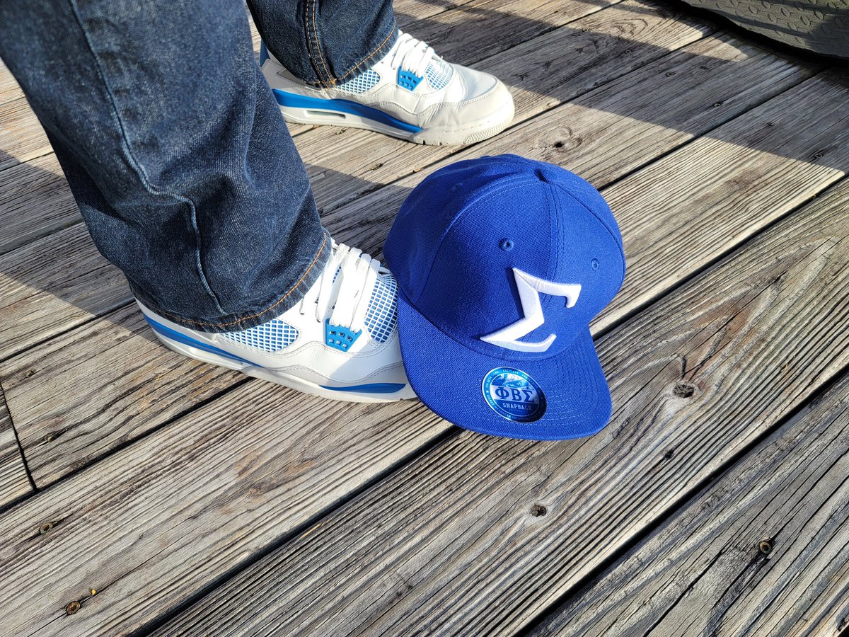 PG1914's tweet photo. @JerLisa_Nicole #BHMKOTD24
Day 3 Feb. 3rd, “1st Lady”
Rocked the military 4s today. Sigma from head to toe #BluePhi You Know #PhiBetaSigma
#BHMKOTD #BHM https://t.co/1XrJoFbHcT