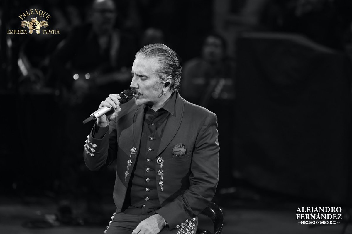 ALEJANDRO FERNANDEZ ENLOQUECE PALENQUE DE LEÓN CON UN POTRILLO “HECHO EN MÉXICO”. @AlexFdezMusica @alexoficial @carinleonofi 
#AlejandroFernandez  #HechoenMexico 🐴✨#PalenqueEmpresaTapatia #FeriaEstataldeLeon2024  
#AllAccessMexico 🌎 #LaInformacionQueNosUne 🤝