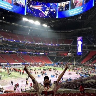 LePsychoPats's tweet photo. 5 ans…✨🎊
#nirvana #bestdayever #dreamcomestrue #atlanta #superbowl #SBLIII #6thring #fcfnep #psychopats https://t.co/xpQnWPLWni
