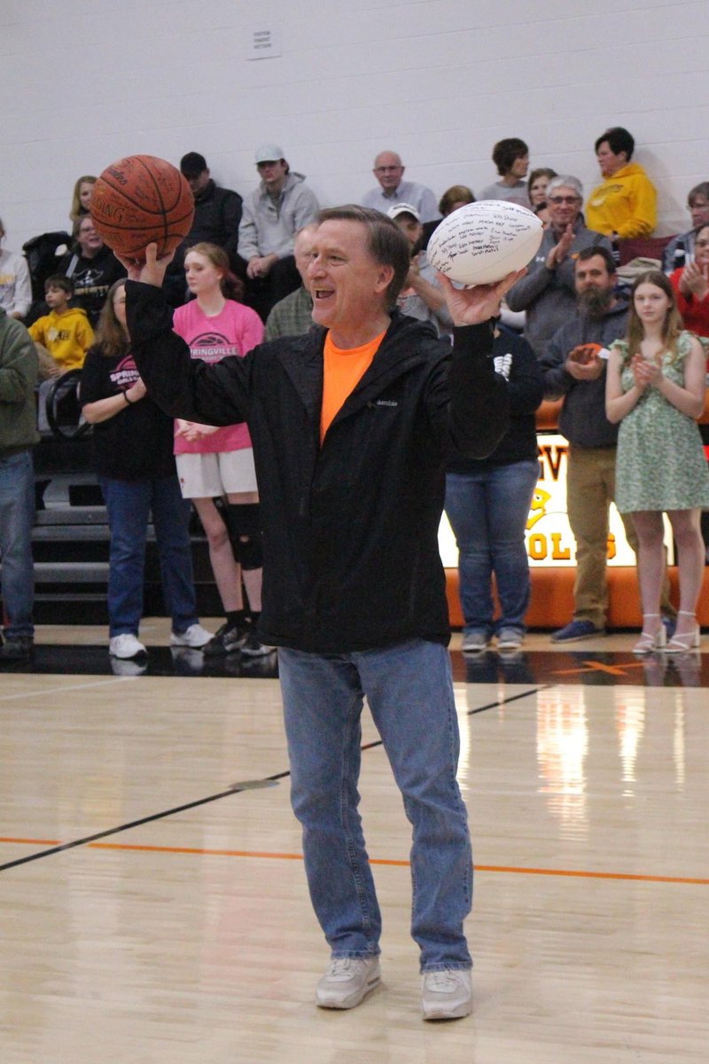 Glad I was able to be at the game <a href="/dschep66/">Daryl Schepanski</a> was recognized for his amazing high school sports coverage! It was a real privilege getting to work with him my time at Springville! One of the best in business, and he was in it for the kids! Thank you Daryl!