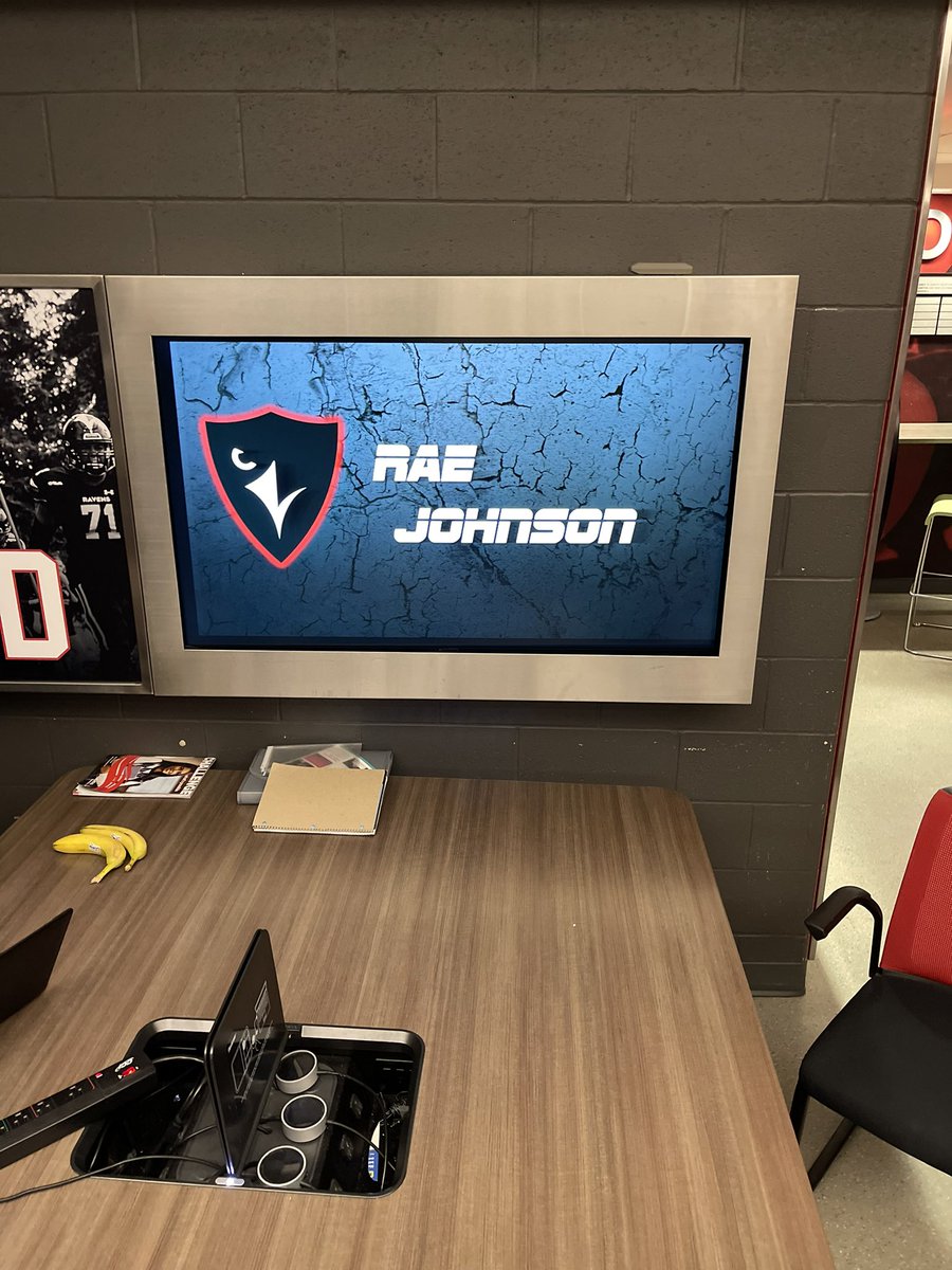 After a great official visit and conversation with <a href="/C_Grant2/">Corey Grant</a>, I would like to say I have received my first USports offer from Carleton University #AGTG #BIRDGANG