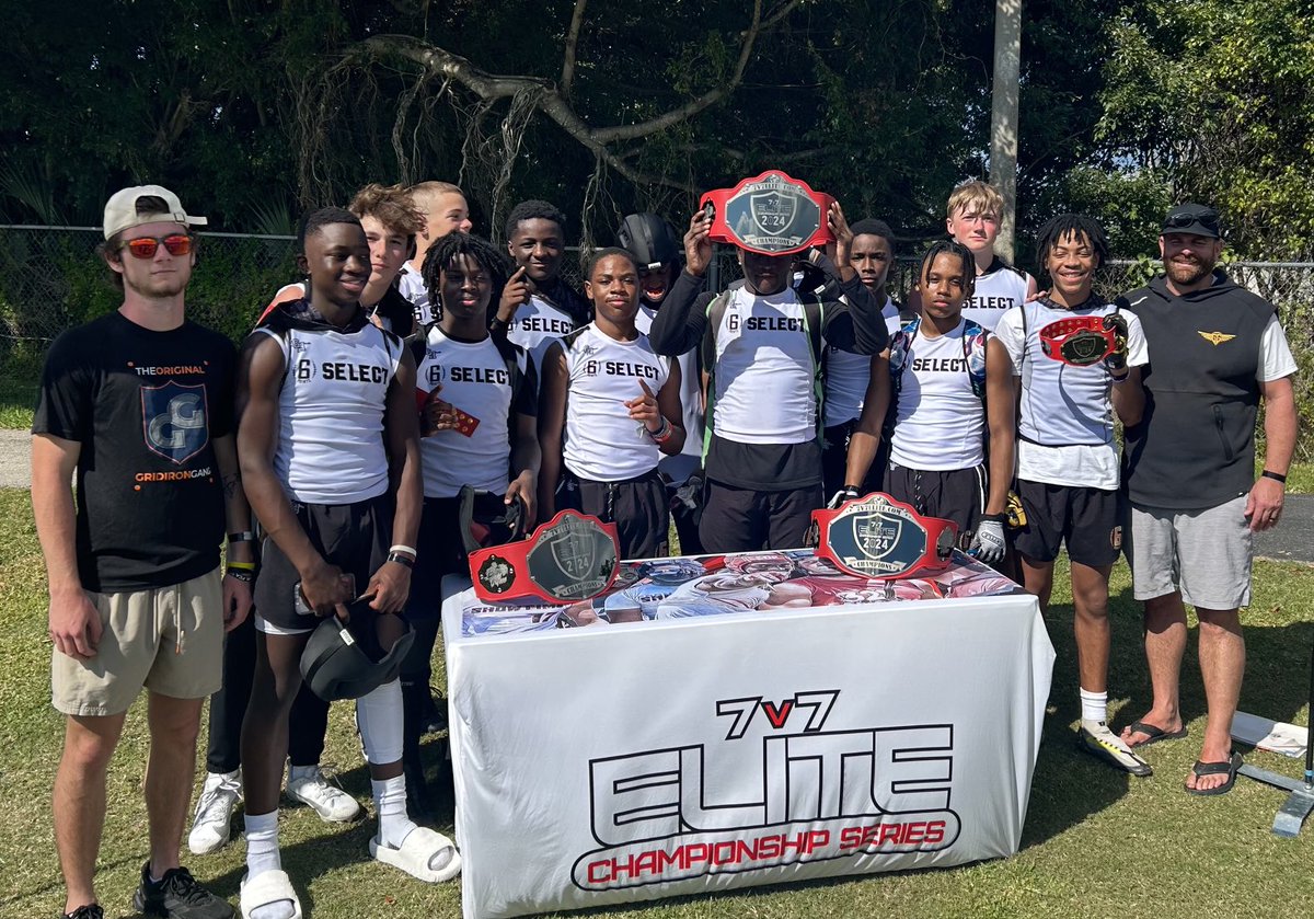My man Roman Youngs ballin out for the 8th grade Gridiron team at 7 v 7 Elite football tournament in Miami, FL. Roman had the opportunity to showcase his talent at WR/S.