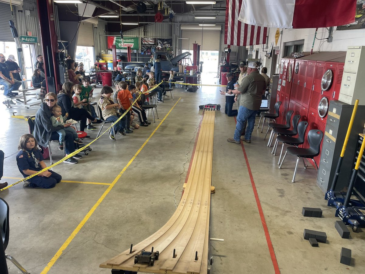 CHS_AutoTech tweet media