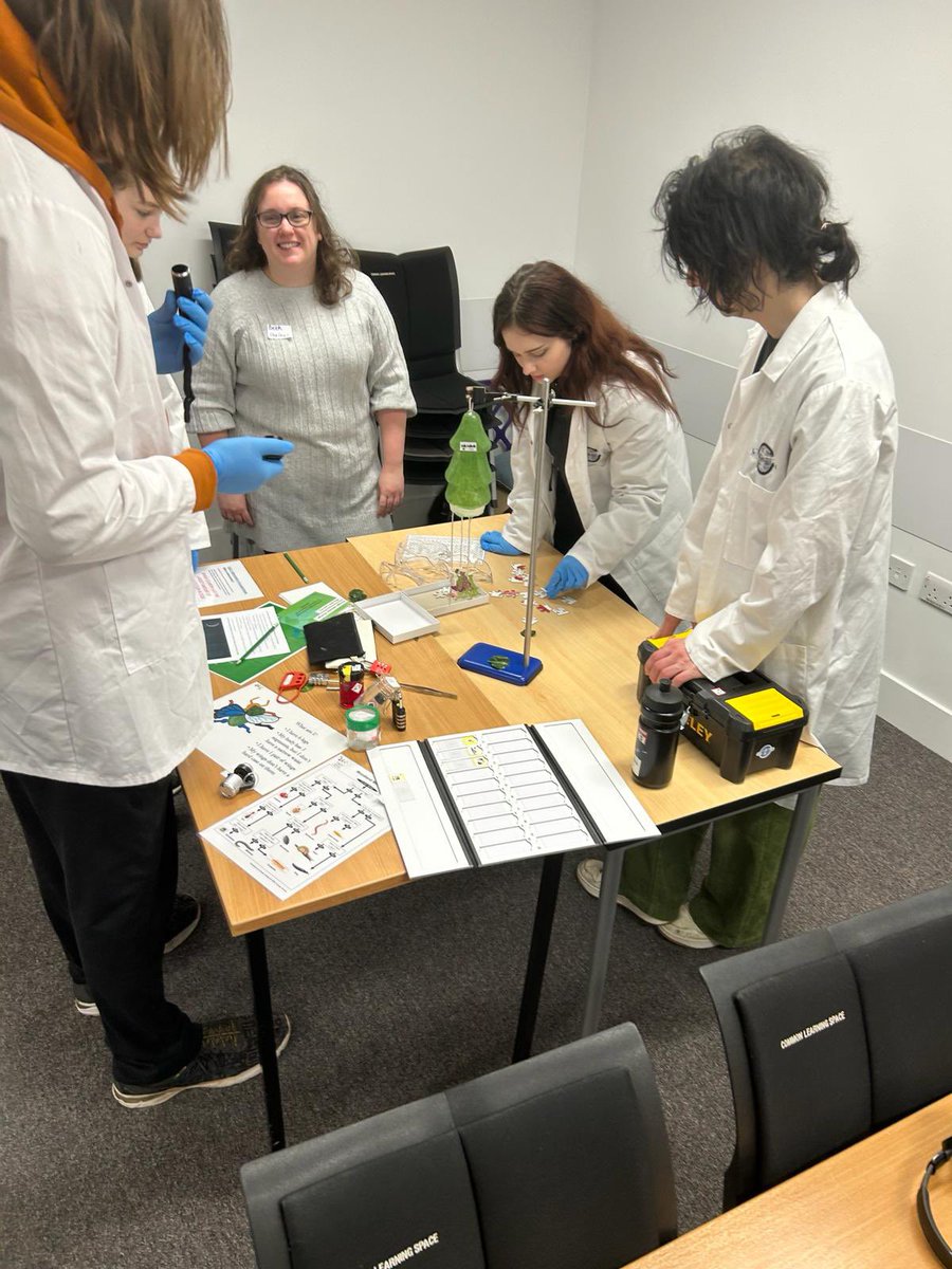 LifelabSoton's tweet photo. Exciting to be involved in #GenerationAnthropocene with @theatre_life2 again. Launch today - great to see Claire and Beth running our #EscapeClimateChange escape room & shout out to @CUCsoton and his PhD students Anastasia and James for running the greenhouse tours! https://t.co/2CsOg6Zezs
